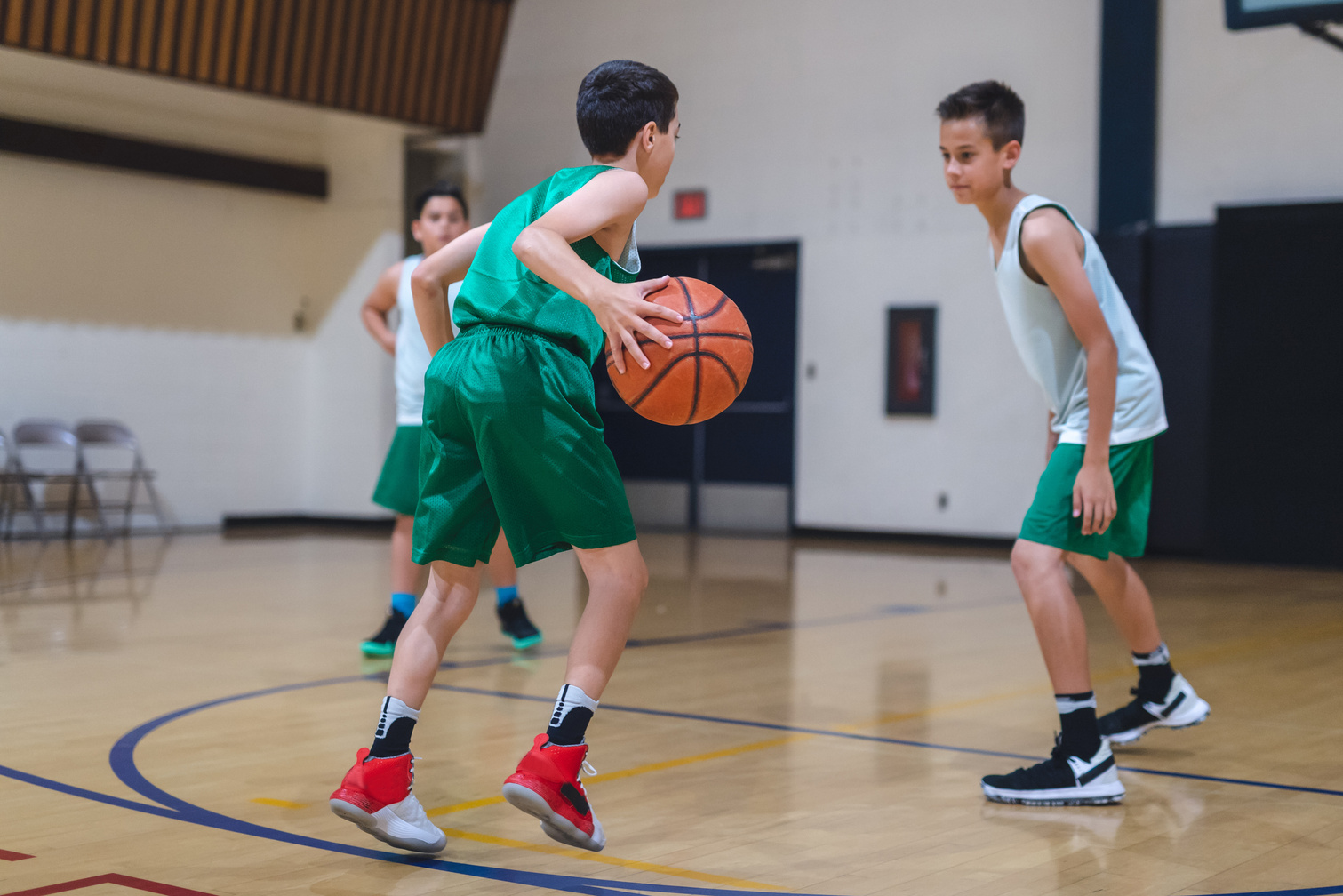 Elementary boys basketball game
